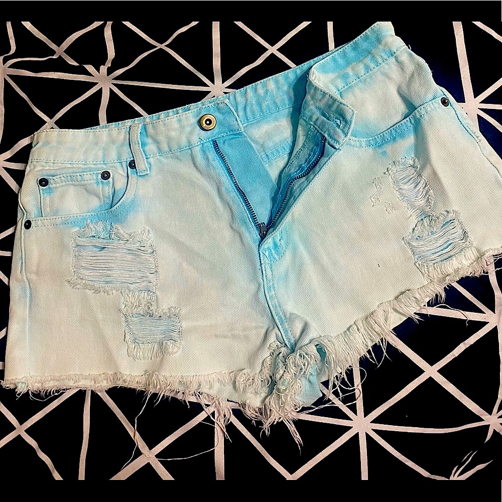 Distressed jean shorts Sz 29 EUC
